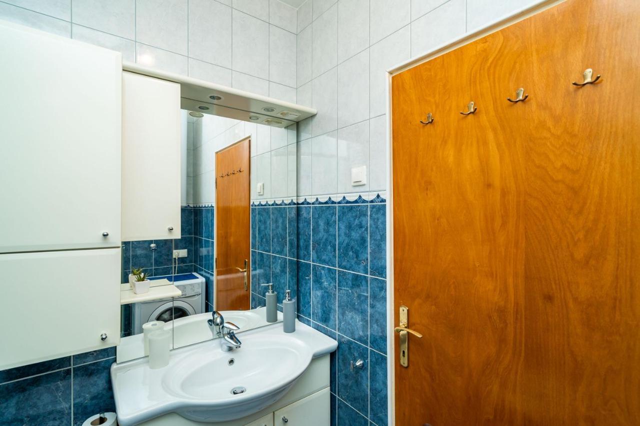 Spacious Three Bedroom Apartment Dubrovnik Exteriör bild